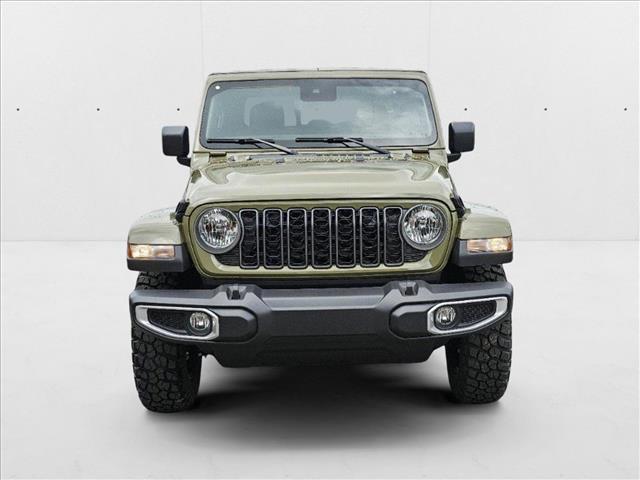 new 2025 Jeep Gladiator car, priced at $43,450