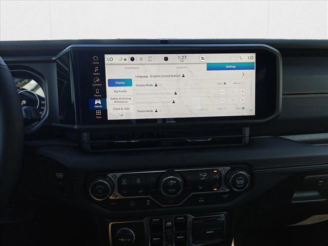 new 2025 Jeep Gladiator car, priced at $43,450