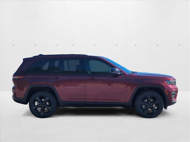 new 2025 Jeep Grand Cherokee car, priced at $40,300