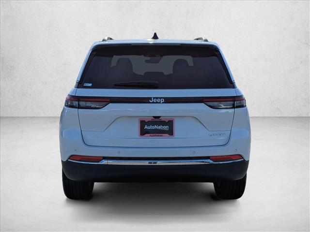 new 2025 Jeep Grand Cherokee car, priced at $36,550