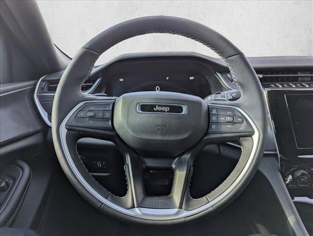 new 2025 Jeep Grand Cherokee car, priced at $38,450