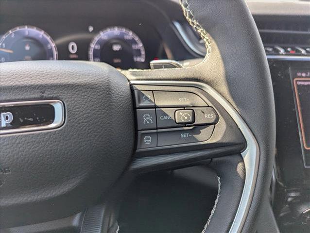 new 2025 Jeep Grand Cherokee car, priced at $39,450