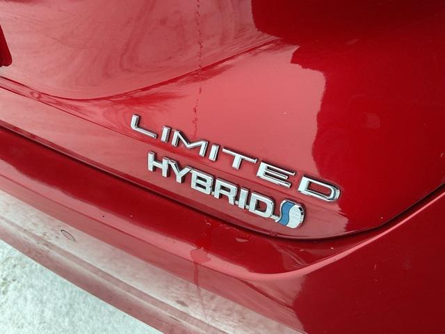 used 2022 Toyota Avalon Hybrid car, priced at $29,998