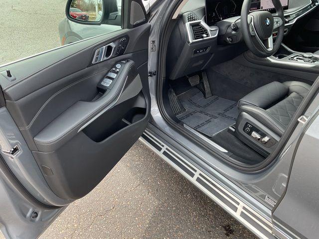 used 2026 BMW X7 car, priced at $80,848