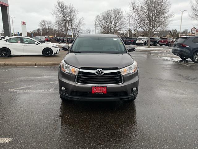 used 2015 Toyota Highlander car, priced at $12,499