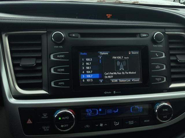 used 2015 Toyota Highlander car, priced at $12,499