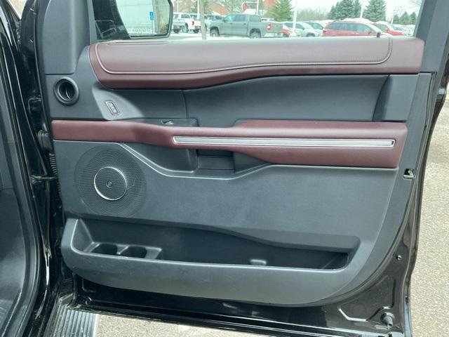 used 2023 Ford Expedition car, priced at $45,499