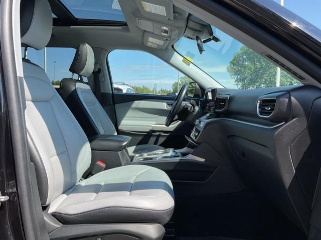 2021 Agate Black Metallic Ford Explorer