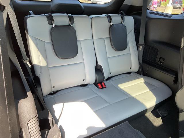 2021 Agate Black Metallic Ford Explorer