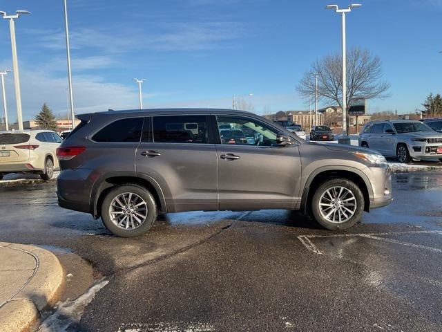 used 2018 Toyota Highlander car, priced at $25,599