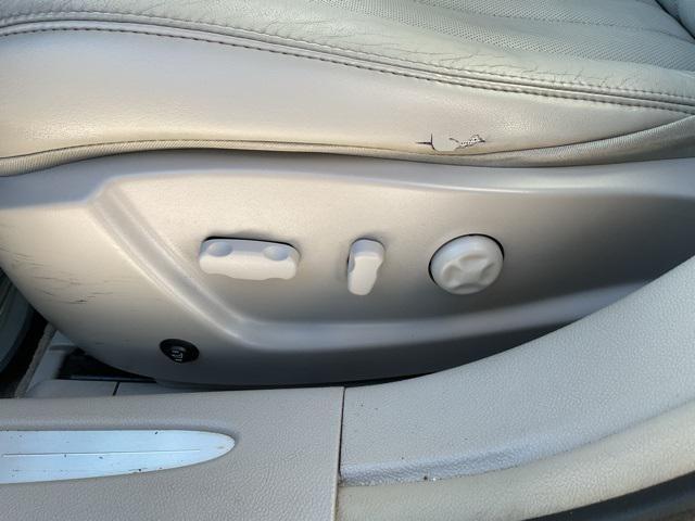 used 2009 Buick Lucerne car, priced at $10,499