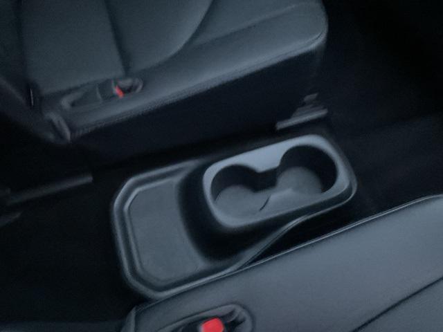 used 2021 Toyota Highlander car, priced at $39,998