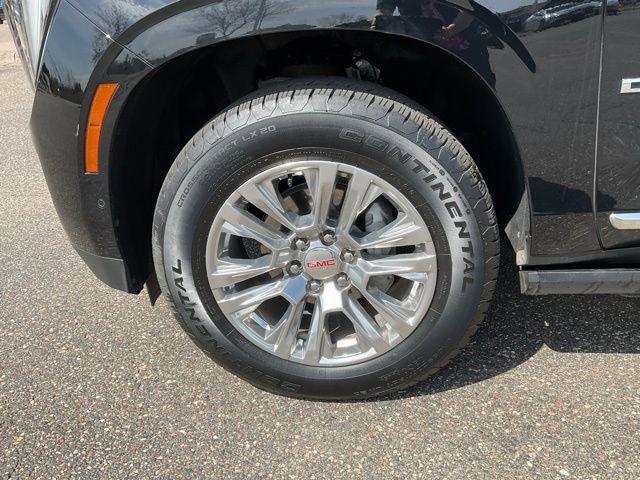 used 2025 GMC Yukon car, priced at $76,349