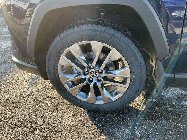 new 2025 Toyota RAV4 car, priced at $40,513