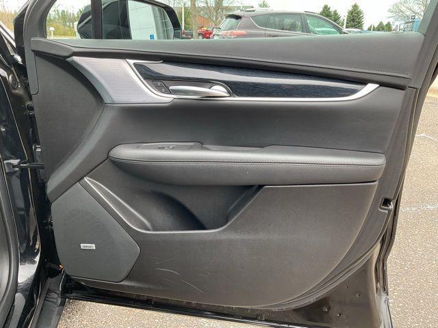 used 2024 Cadillac XT5 car, priced at $35,348
