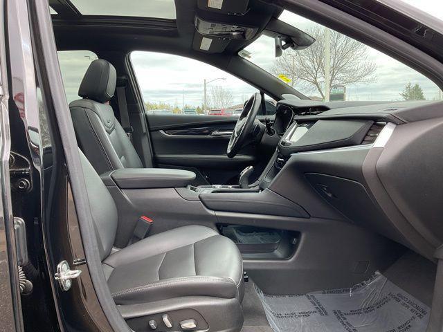 used 2024 Cadillac XT5 car, priced at $35,348