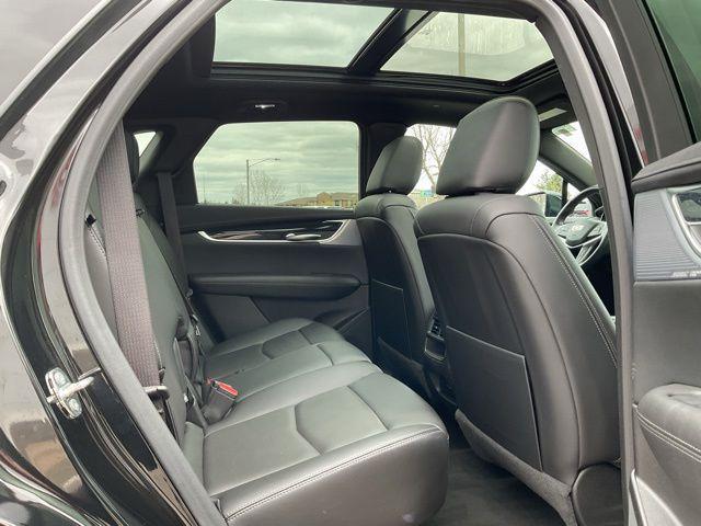 used 2024 Cadillac XT5 car, priced at $35,348
