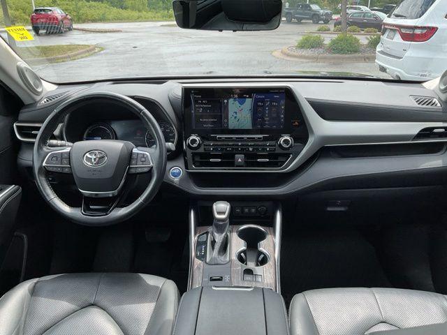 used 2020 Toyota Highlander Hybrid car, priced at $45,348