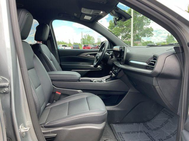 used 2026 Chevrolet Traverse car, priced at $43,249