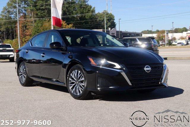 new 2025 Nissan Altima car, priced at $32,325