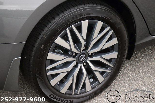 new 2025 Nissan Altima car, priced at $32,380