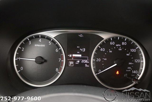 new 2025 Nissan Kicks car, priced at $23,865