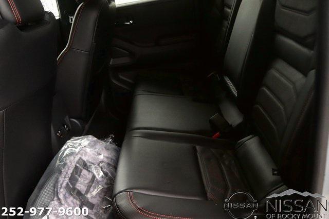 new 2025 Nissan Frontier car