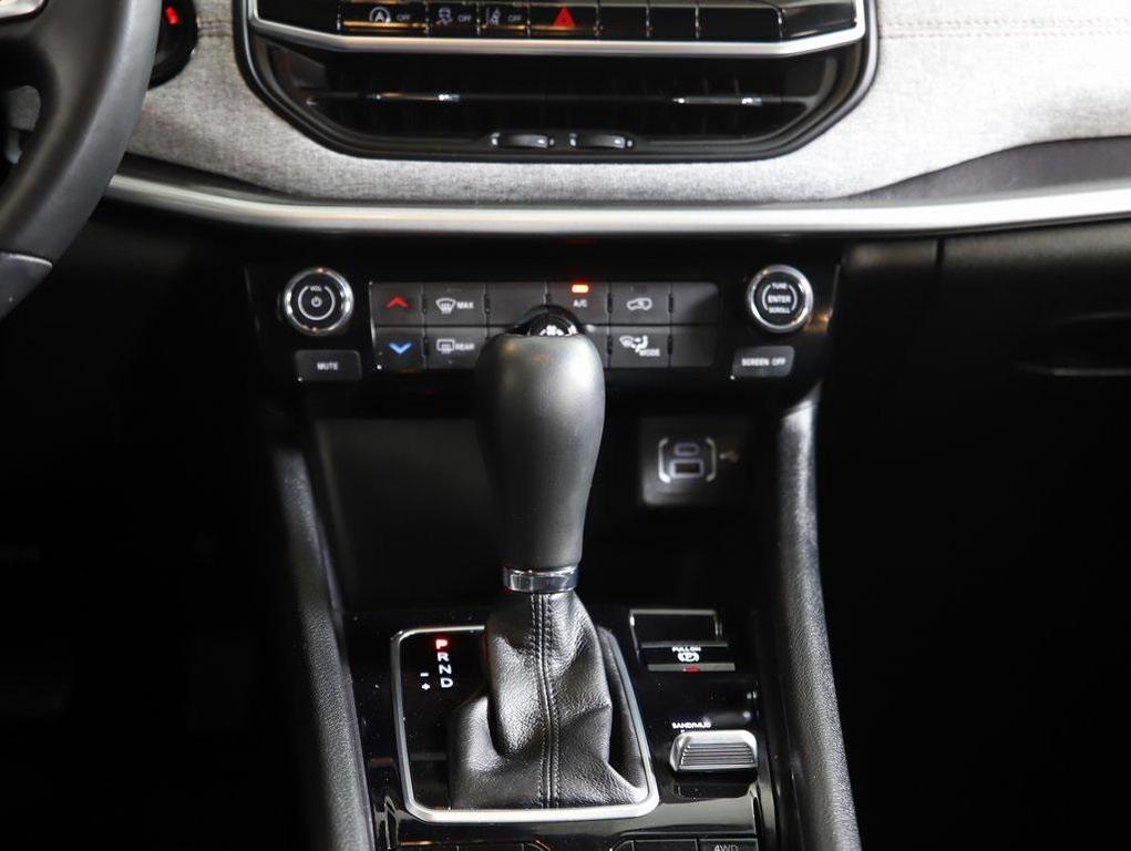 used 2022 Jeep Compass car, priced at $20,999