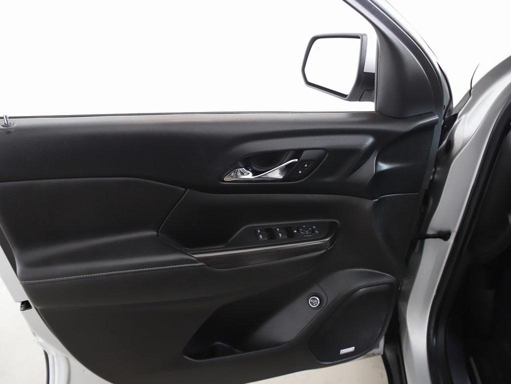 used 2017 GMC Acadia car, priced at $18,548