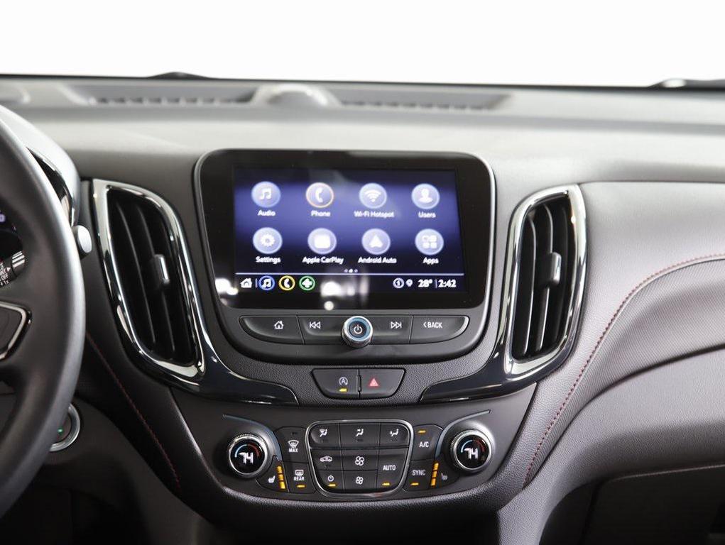 used 2024 Chevrolet Equinox car, priced at $25,592