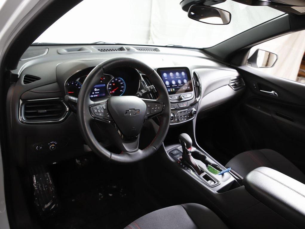 used 2024 Chevrolet Equinox car, priced at $25,592