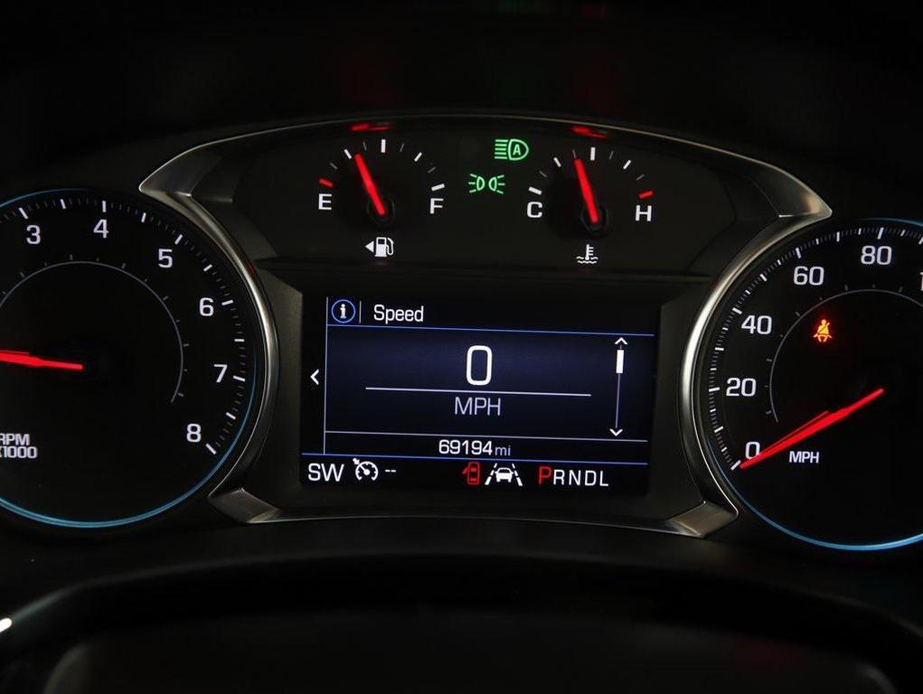 used 2022 Chevrolet Equinox car, priced at $18,896