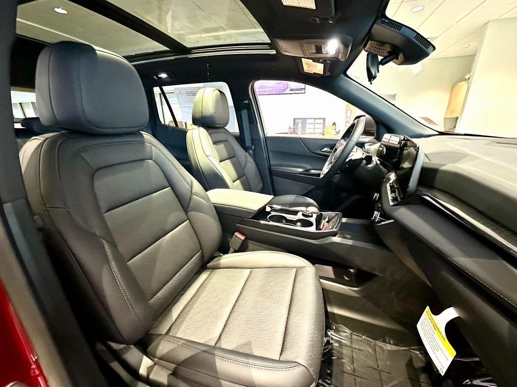 new 2026 Chevrolet Equinox car, priced at $35,680