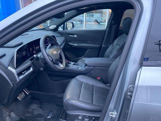 used 2025 Cadillac XT4 car, priced at $45,900