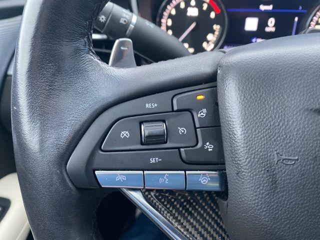 used 2023 Cadillac XT6 car, priced at $43,900