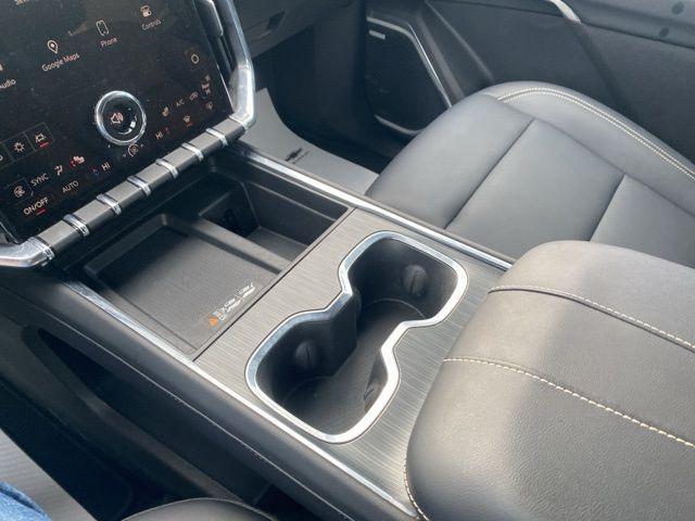 used 2025 GMC Acadia car, priced at $39,800