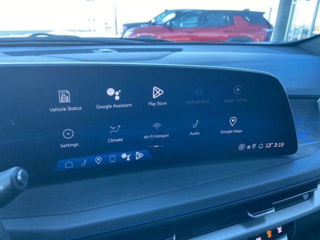 used 2024 Cadillac XT4 car, priced at $39,900