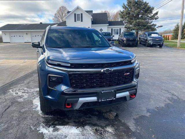 used 2024 Chevrolet Traverse car, priced at $46,300