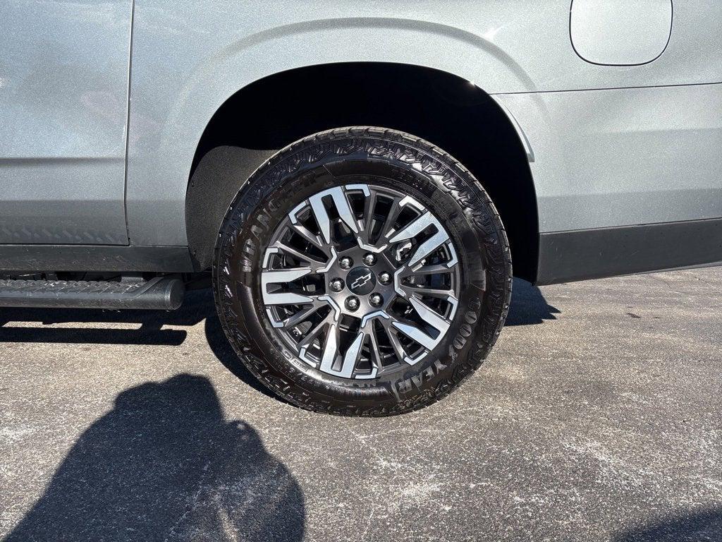 new 2026 Chevrolet Suburban car, priced at $72,778