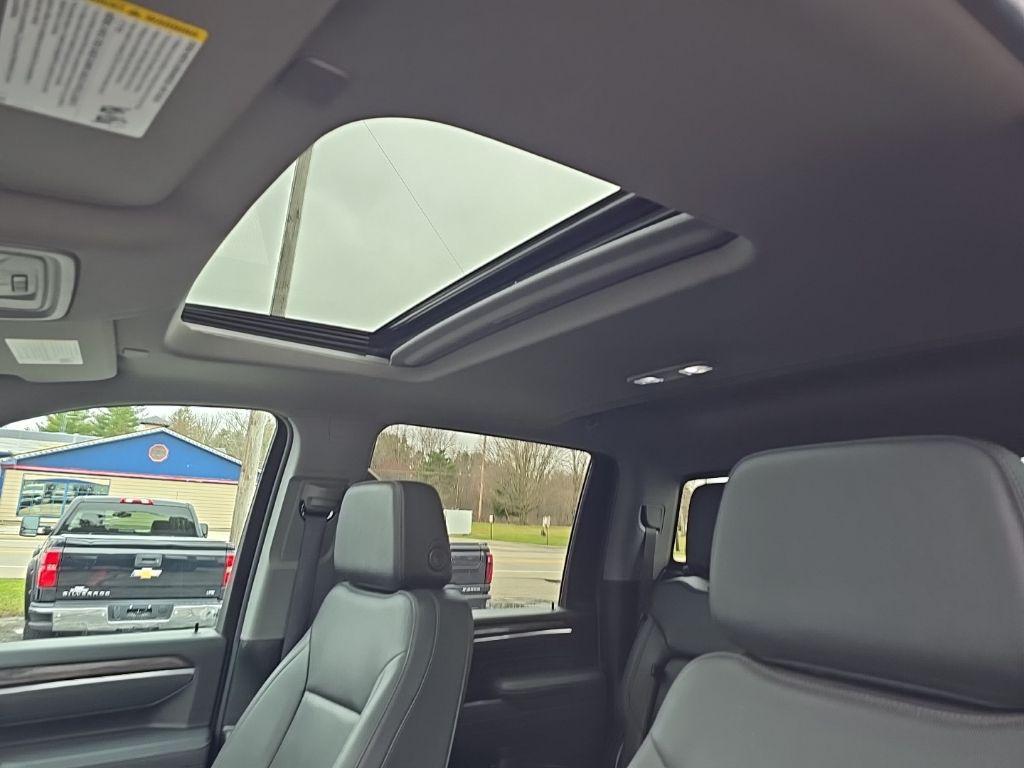 used 2025 Chevrolet Silverado 2500 car, priced at $68,995