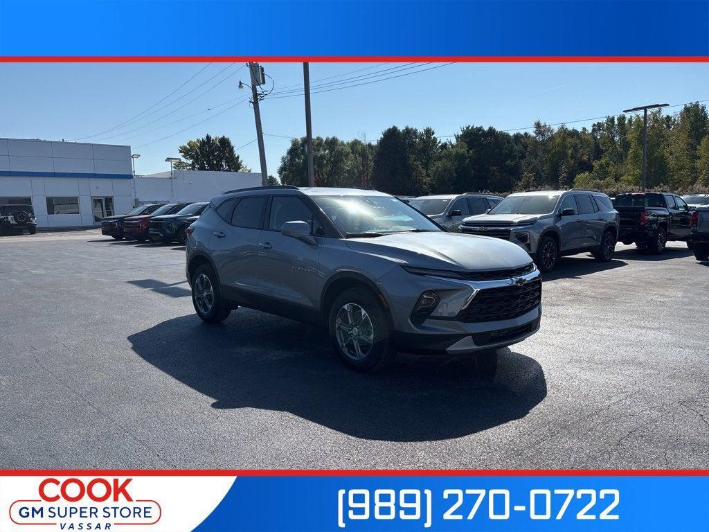 new 2025 Chevrolet Blazer car, priced at $35,527