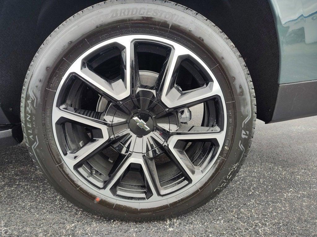 new 2026 Chevrolet Suburban car, priced at $81,287