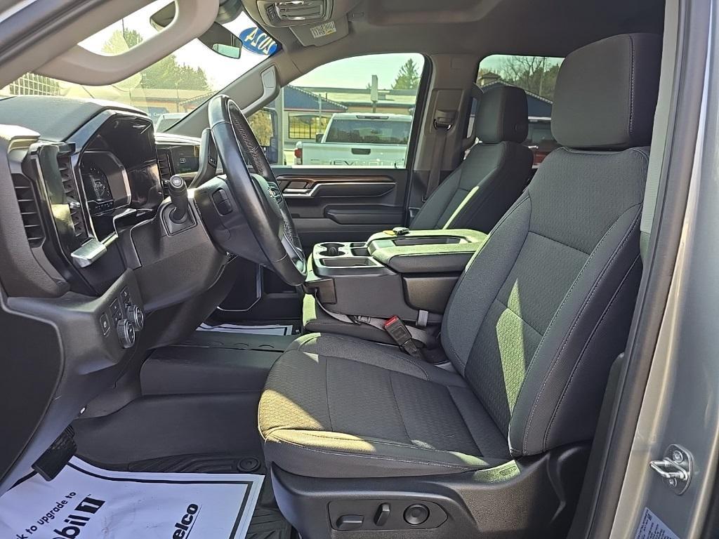 used 2024 Chevrolet Silverado 2500 car, priced at $52,500