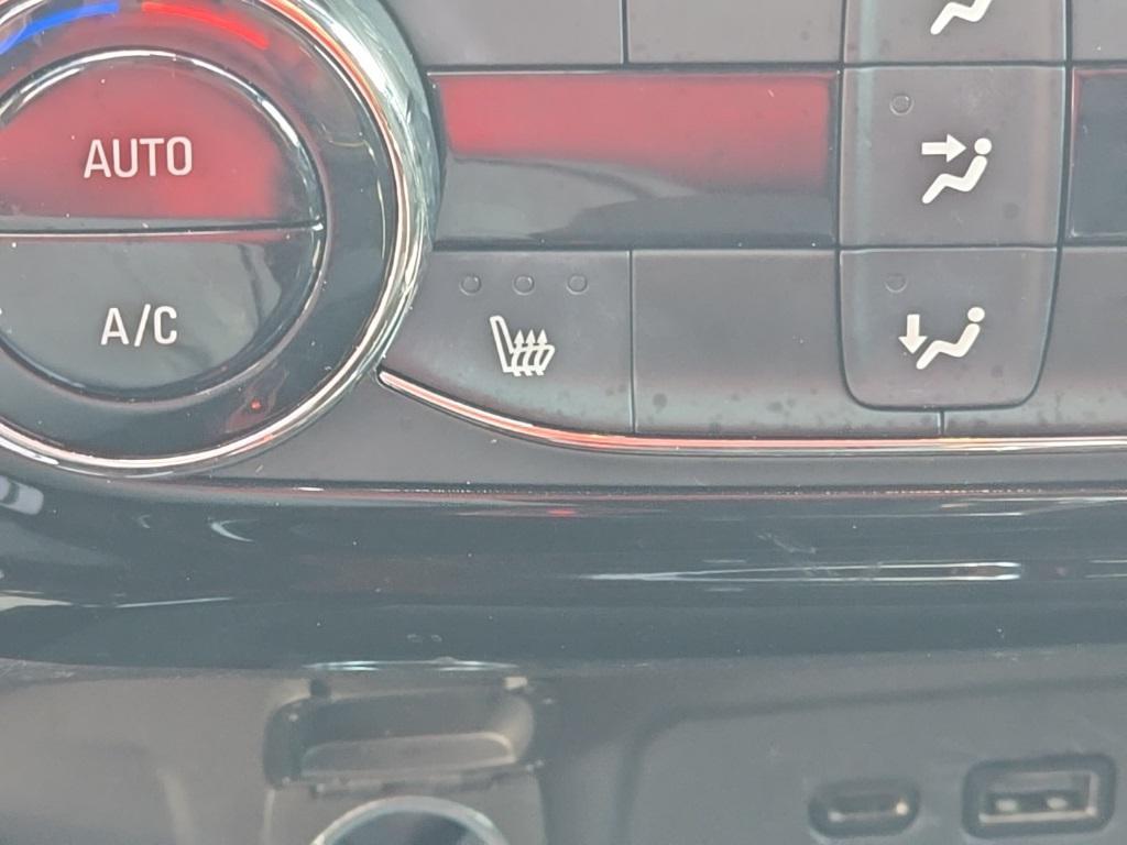 used 2024 Chevrolet Trax car, priced at $19,995