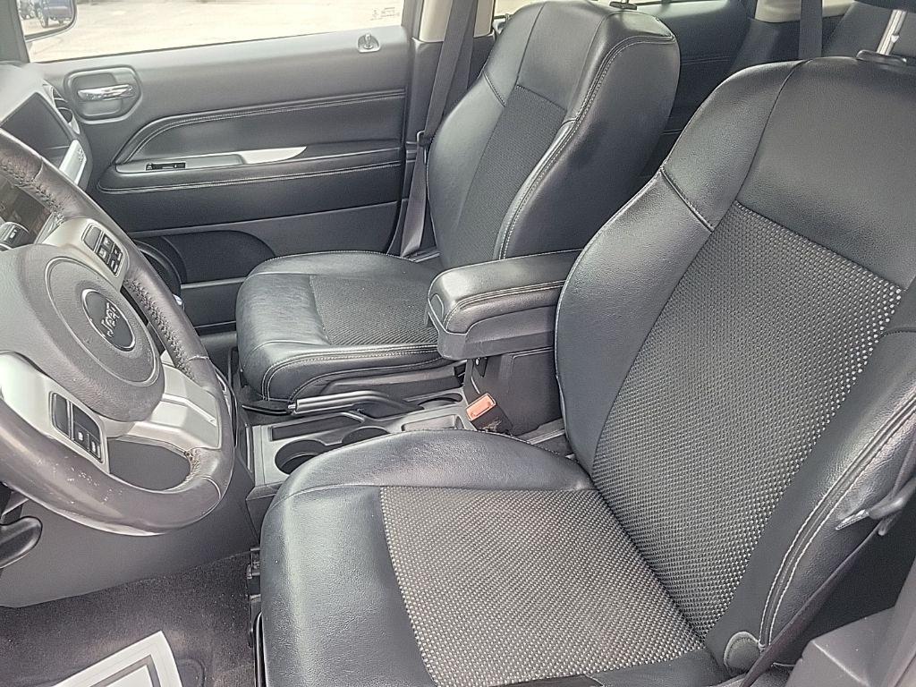 used 2017 Jeep Compass car, priced at $5,500