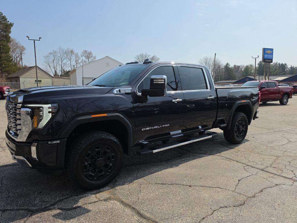 used 2025 GMC Sierra 2500 car, priced at $71,995