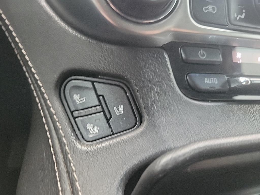 used 2017 Chevrolet Suburban car, priced at $21,600