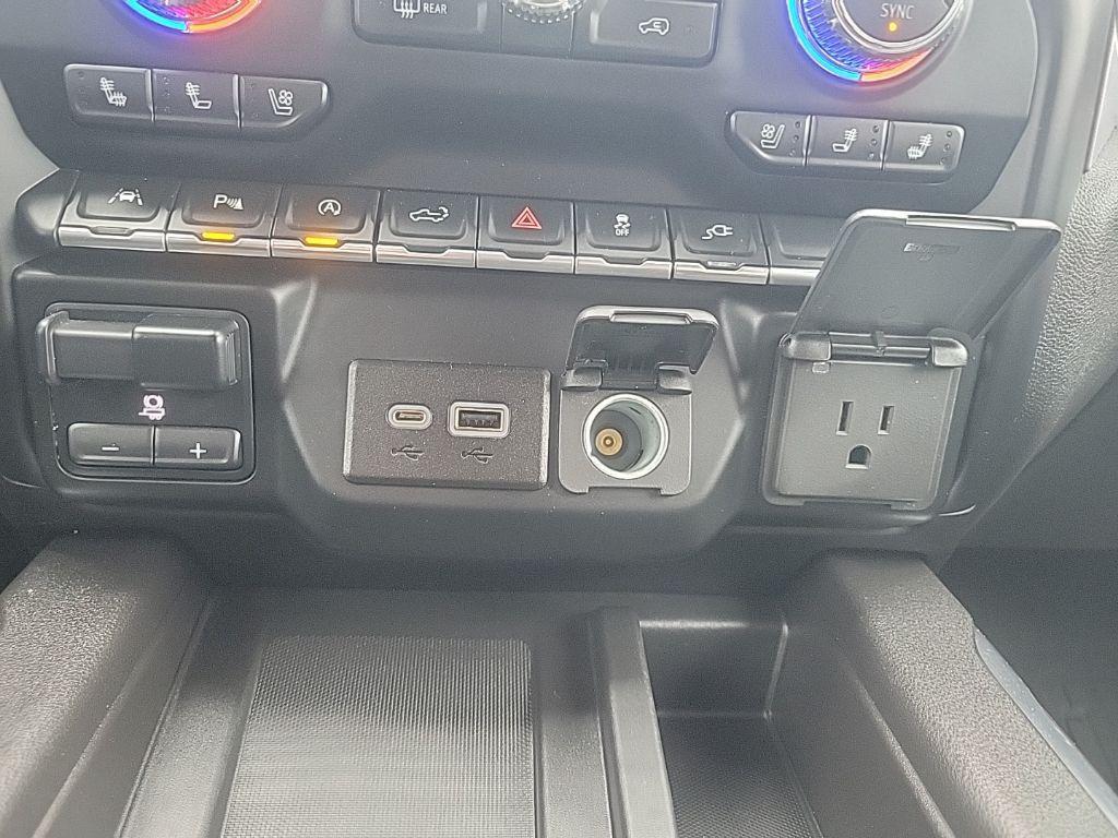 used 2022 GMC Sierra 1500 car, priced at $33,995