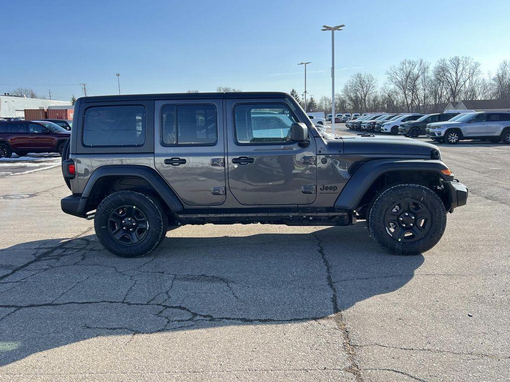 new 2026 Jeep Wrangler car, priced at $46,662