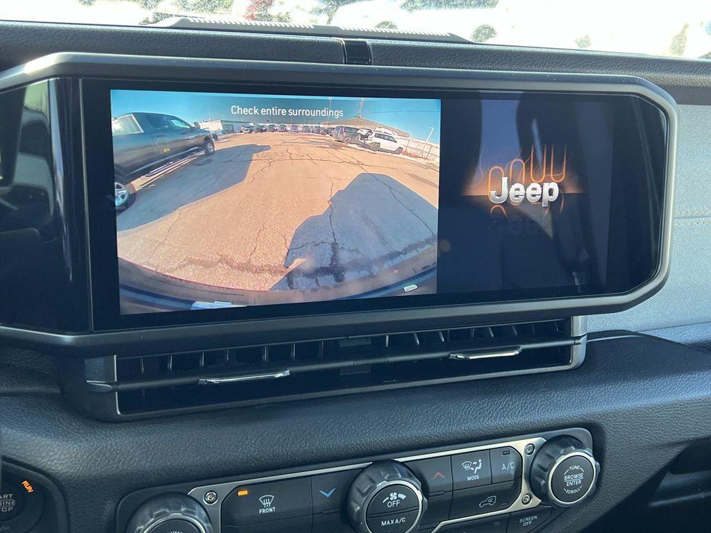 new 2026 Jeep Wrangler car, priced at $46,662